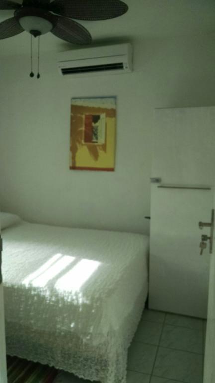 Vicky'S Keys Hostel Upper Princeʼs Quarter 외부 사진