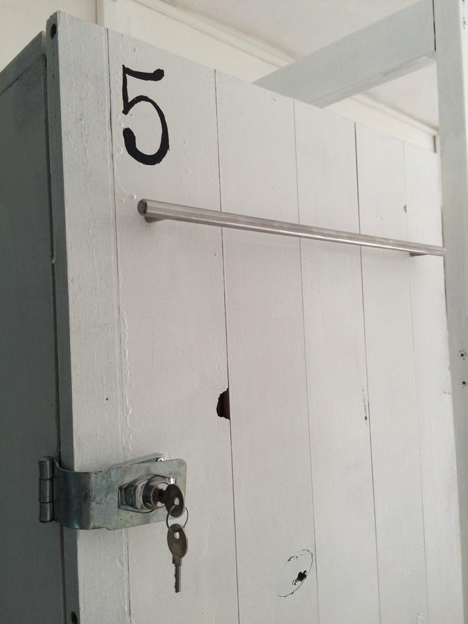 Vicky'S Keys Hostel Upper Princeʼs Quarter 외부 사진
