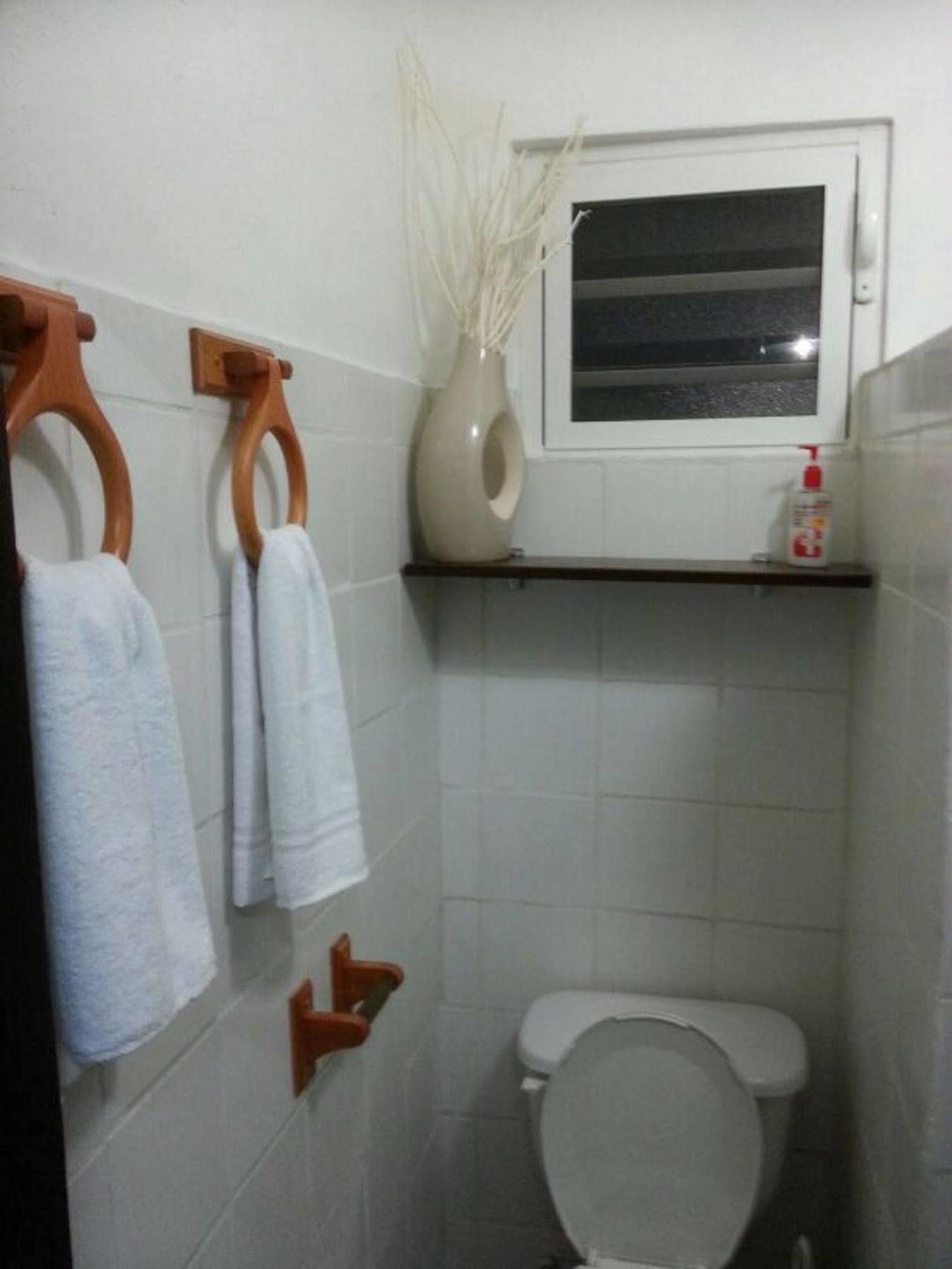 Vicky'S Keys Hostel Upper Princeʼs Quarter 외부 사진