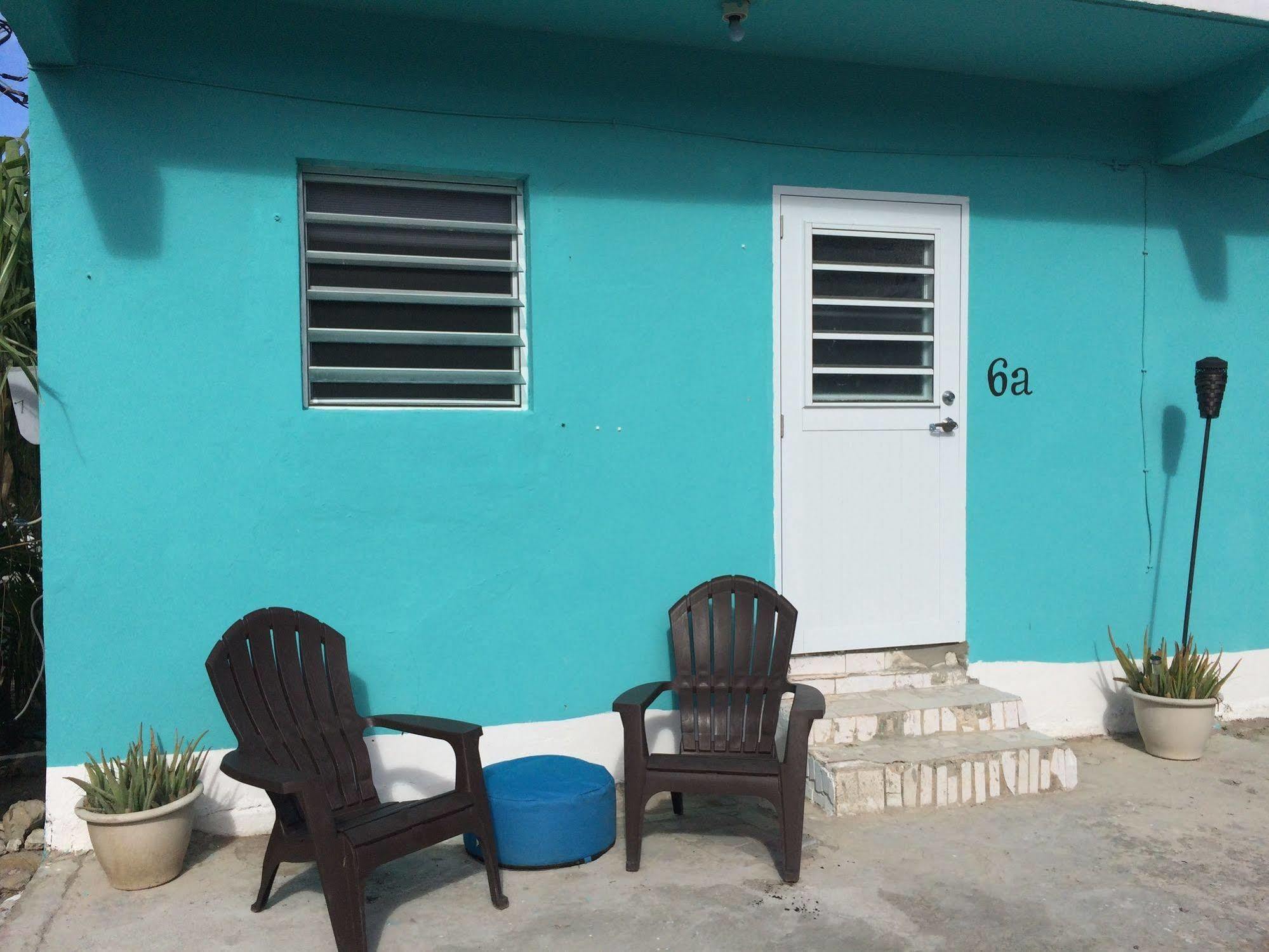 Vicky'S Keys Hostel Upper Princeʼs Quarter 외부 사진